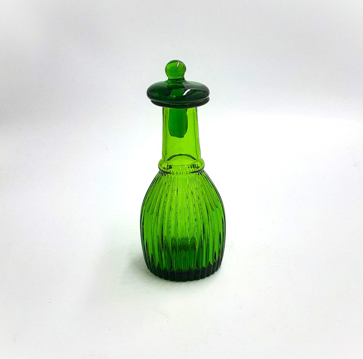 Ribbed Cruet