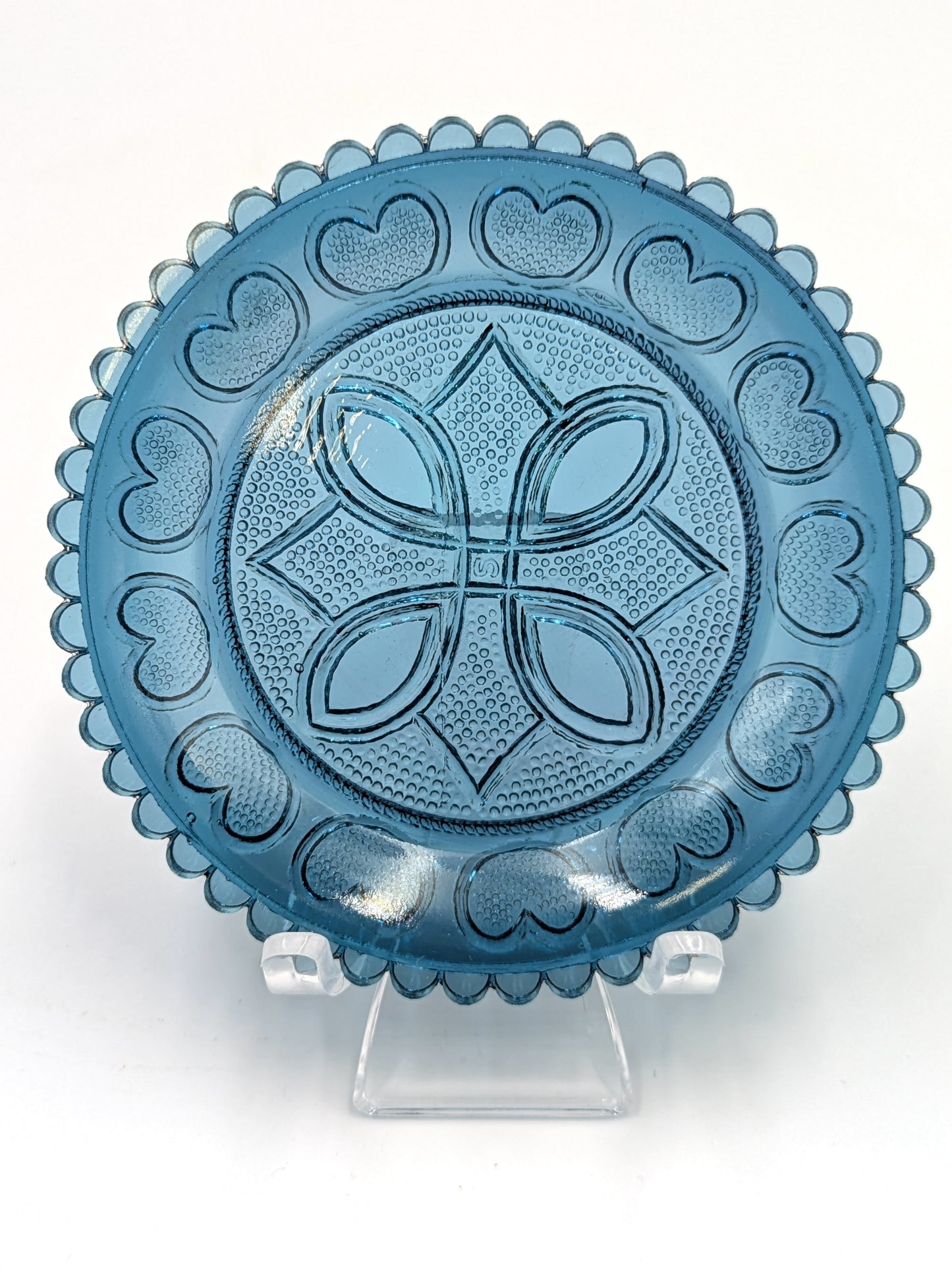 Hand Pressed Glass Cup Plate "Diamond Heart"
