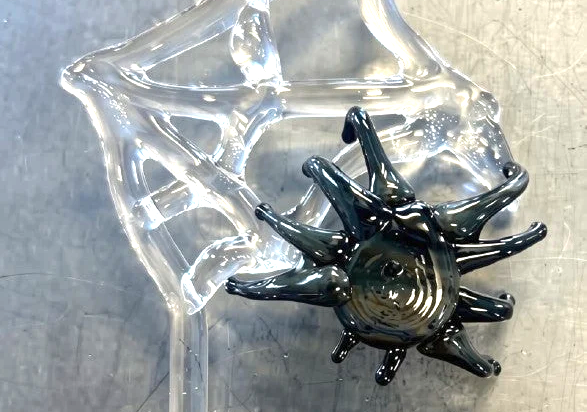 Spooky Spiders: Borosilicate Glass Flamework Workshop