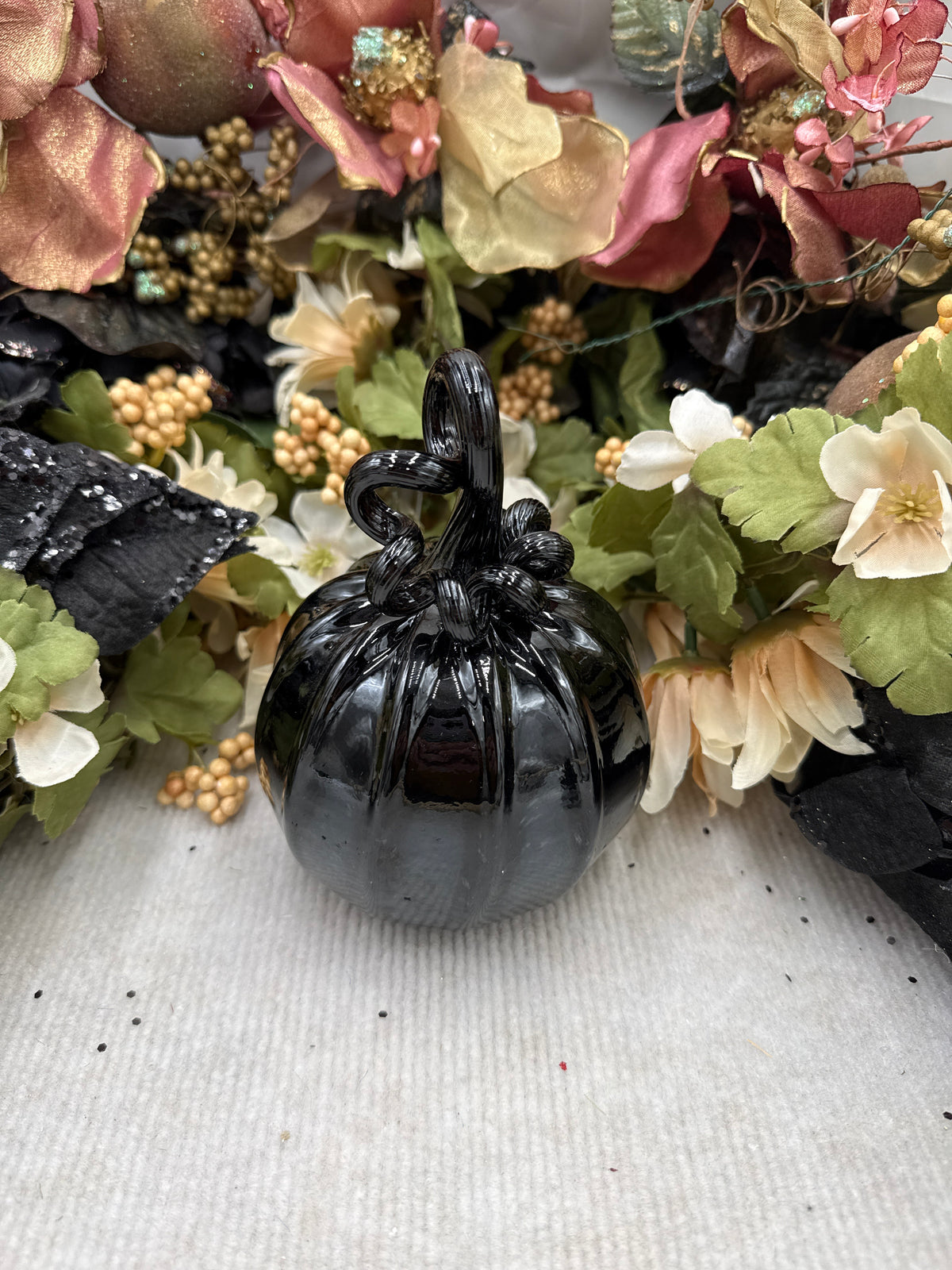 Belleau Opaque Black Pumpkin - Medium