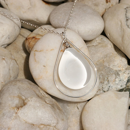 Teardrop Necklace White