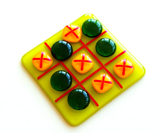 Tic Tac Toe Board Glass Fusing Workshop (Sandwich)