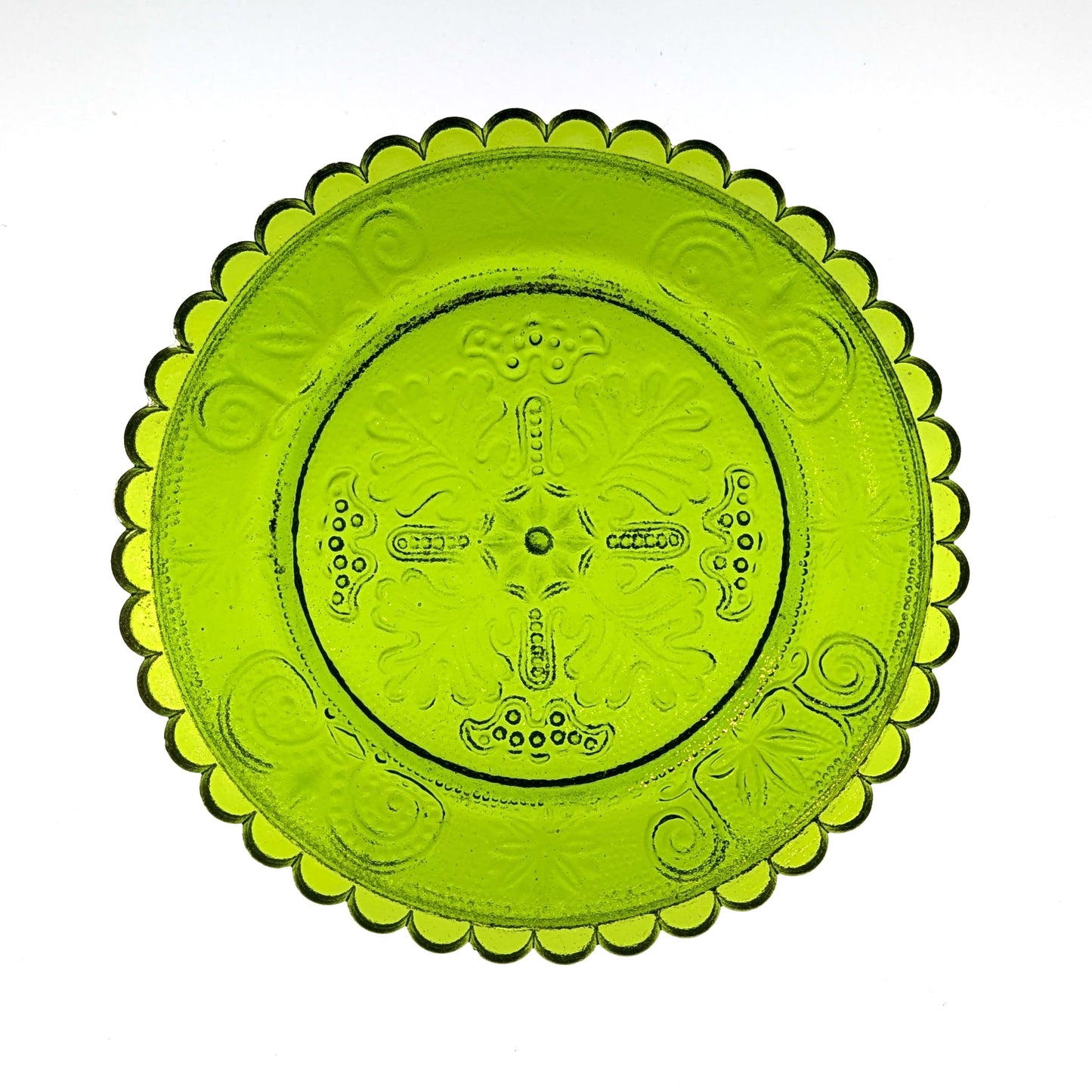 The Leaf and Scroll Cup Plate