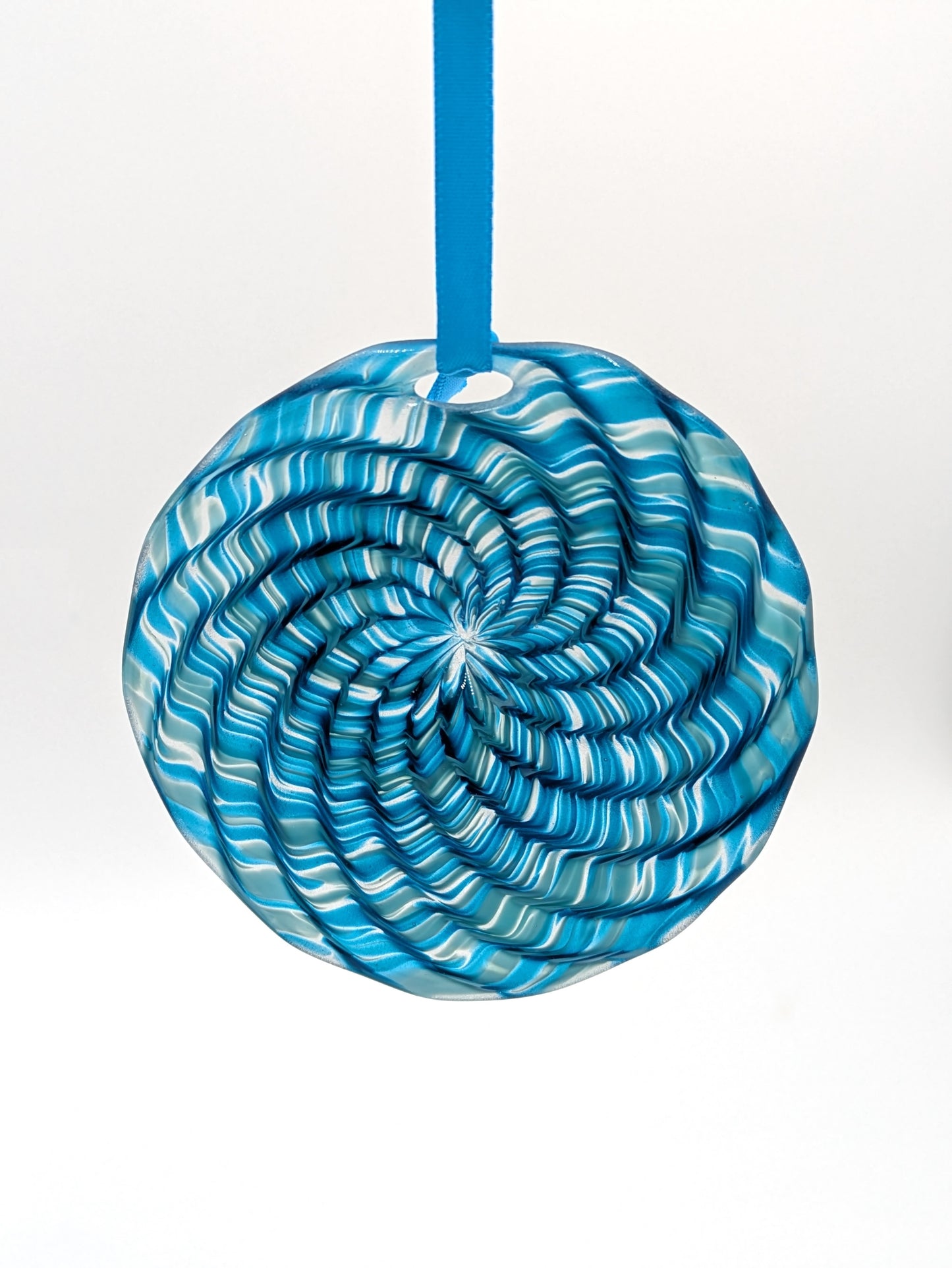 Handblown Glass Christmas Tree Ornament "Piccadilly"